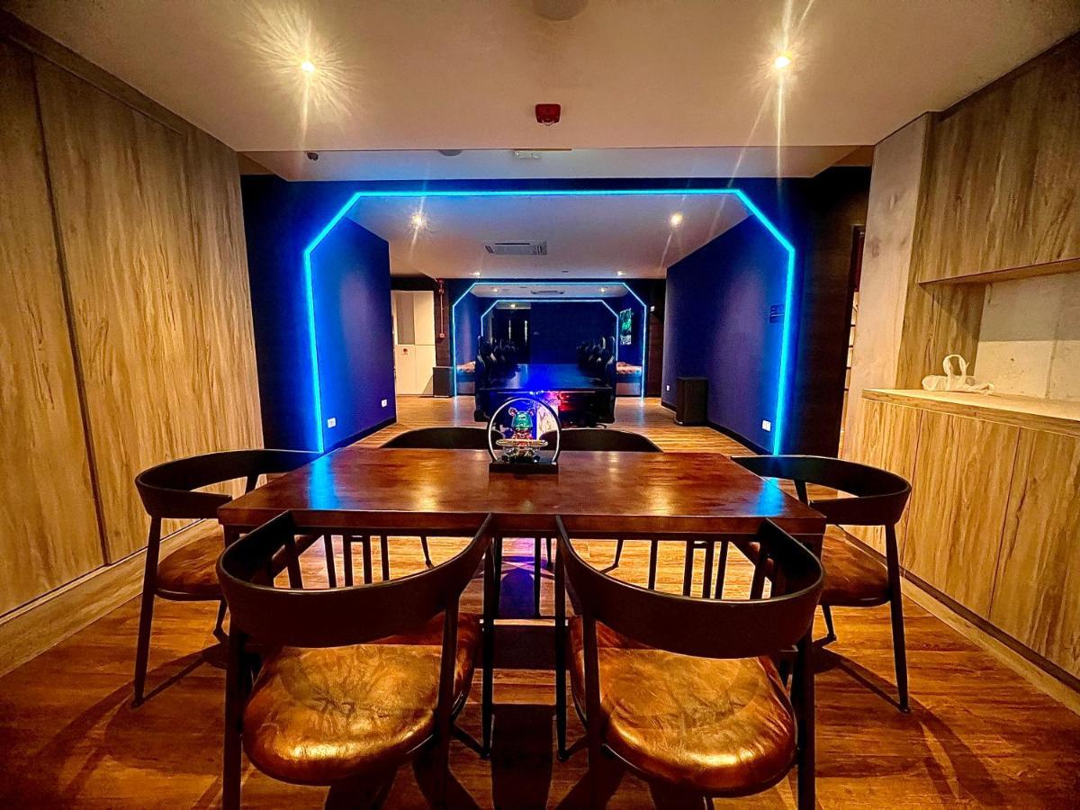 Arena Esports @ Orchard Hotell Singapore Eksteriør bilde
